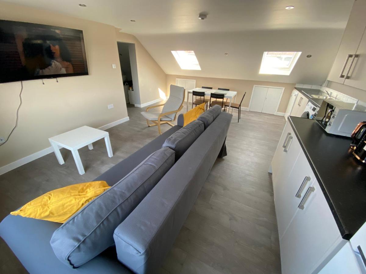 Stunning 1 Bedroom Flat In Wood Green Londra Dış mekan fotoğraf