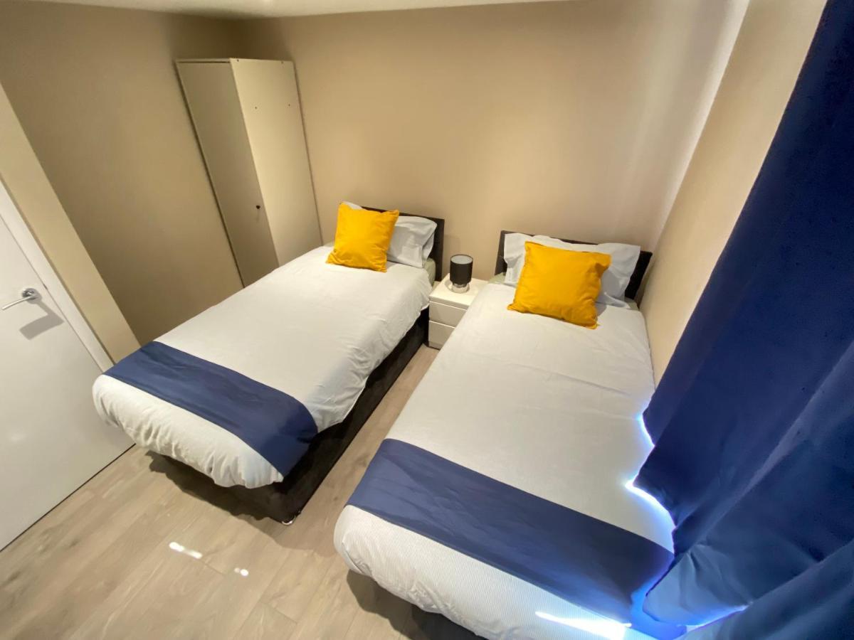 Stunning 1 Bedroom Flat In Wood Green Londra Dış mekan fotoğraf